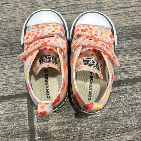Converse Baby Sneakers - Picture 3 of 6